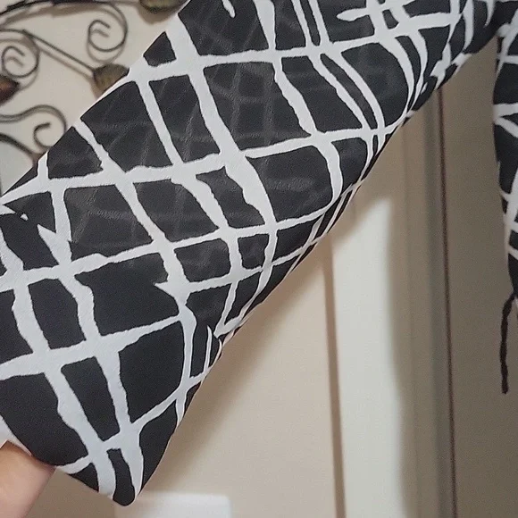 Dress,  cover up (8), purse, and new  ear-rings . Reduced from 25 to $14.00 - Picture 14 of 17